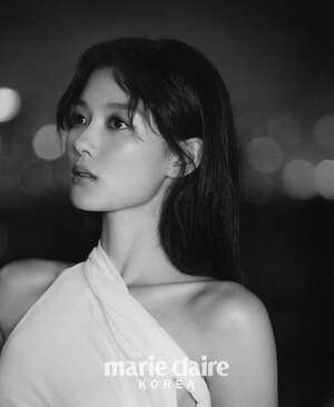 【フォト】キム・ユジョン＆キム・ヨンデ「魅惑のまなざし」カップル・グラビア登場
