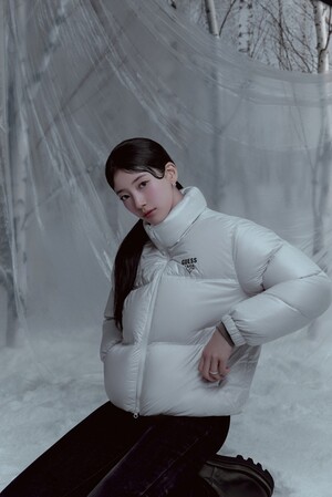 【フォト】冬コーデを着こなすスジ、高級感漂うシルエット