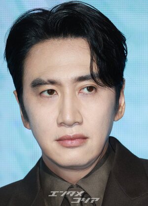 【フォト】『捏造された都市』で悪役演じるイ・グァンス