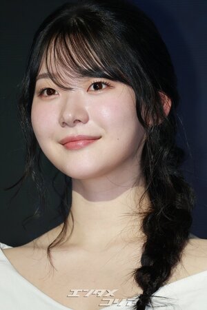 【フォト】チョ・ユンスの上品なワンピース姿とすがすがしいほほ笑み