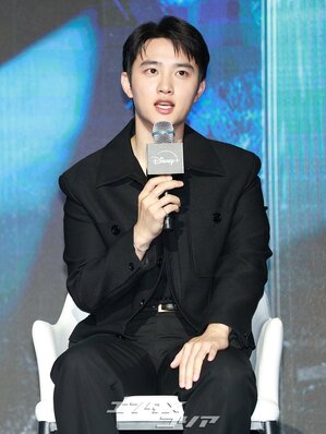 【フォト】初めて悪役演じるド・ギョンス、隠せないキュートさ