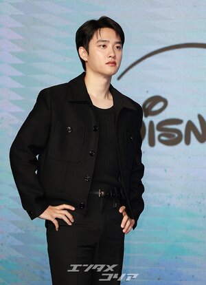 【フォト】初めて悪役演じるド・ギョンス、隠せないキュートさ