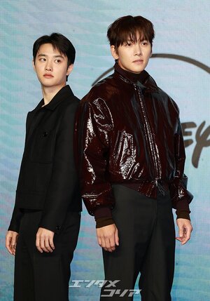 【フォト】ド・ギョンス＆チ・チャンウク、イケメンたちのハートのポーズ