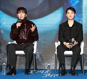 【フォト】チ・チャンウク＆ド・ギョンス＆イ・グァンスら『捏造された都市』のキャストたち、力強いポーズ