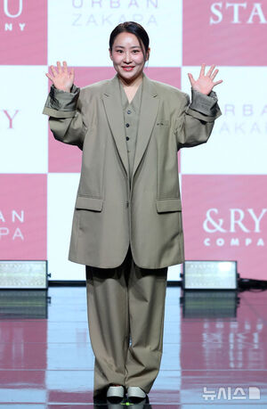 【フォト】URBAN ZAKAPA、4年ぶりに完全体で音楽活動展開