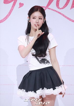 【フォト】i-dleミヨン、人形のような美しさでソロミニアルバムの先行公演