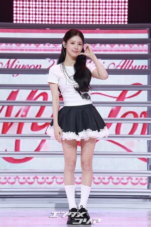 【フォト】i-dleミヨン、人形のような美しさでソロミニアルバムの先行公演