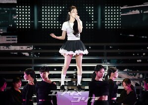 【フォト】i-dleミヨン、ステージをいっぱいに満たす歌声