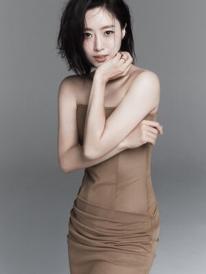 【フォト】ハム・ウンジョン、上品＆すっきりしたウエディング写真公開…清純な魅力アピール