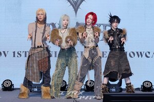 【フォト】ジェンダーレスコンセプトのXLOV、1stミニアルバム「UXLXVE」発売