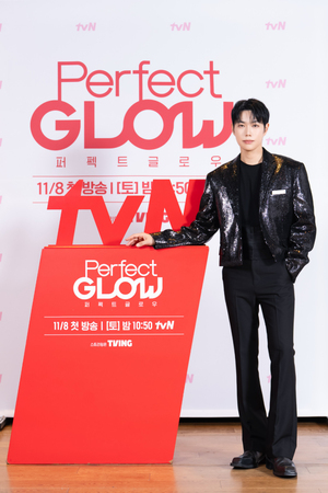 【フォト】パク・ミニョン＆ラ・ミランら、NYにビューティーショップオープン！　『Perfect Glow』制作発表会