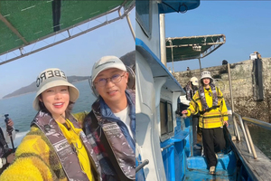 チェ・ヨジン、夫の誕生日に釣りに初挑戦…仲良く2ショット 「スーパームーンまで…美しい島」