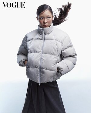 【フォト】14歳の紗蘭さん、「VOGUE」グラビアで振りまく強烈なオーラ…少女の新たな顔