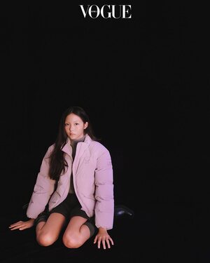 【フォト】14歳の紗蘭さん、「VOGUE」グラビアで振りまく強烈なオーラ…少女の新たな顔