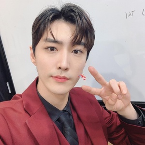 ミュージカル俳優キム・ジュニョン 風俗店出入り問題で直筆謝罪文「反省します」