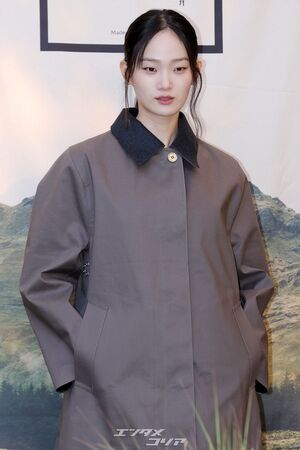 【フォト】トップモデルのオーラ放つシン・ヒョンジ