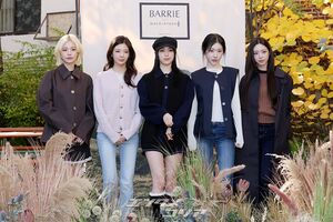 【フォト】秋コーデが愛らしいITZY、「BARRIE×MACKINTOSH」コラボイベントに出席