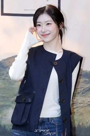 【フォト】秋コーデが愛らしいITZY、「BARRIE×MACKINTOSH」コラボイベントに出席