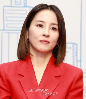 【フォト】『次の人生はないから』のキャストたち、そろって「ファイト！」