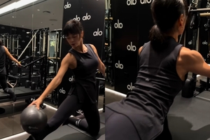 チョン・ヘヨン、51歳とは思えない筋肉質ボディ 「毎日1グラムの後悔もなく」