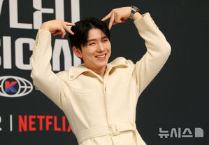 【フォト】「『VEILED MUSICIAN』スタート、期待してください」