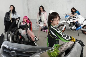 ILLIT、バイクに乗ってクール＆ワイルド…コンセプトフォト「NOT MY NAME」バージョン公開