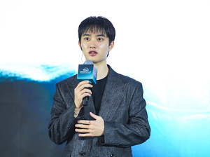 【フォト】チ・チャンウクVSド・ギョンス、『捏造された都市』で死のレース繰り広げる