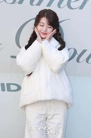 【フォト】IVEウォニョン「冬の少女」に変身