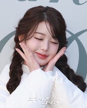 【フォト】IVEウォニョン「冬の少女」に変身