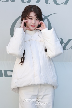 【フォト】IVEウォニョン「冬の少女」に変身