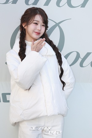 【フォト】IVEウォニョン「冬の少女」に変身