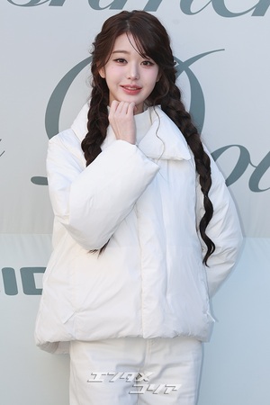 【フォト】IVEウォニョン「冬の少女」に変身