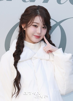 【フォト】IVEウォニョン「冬の少女」に変身