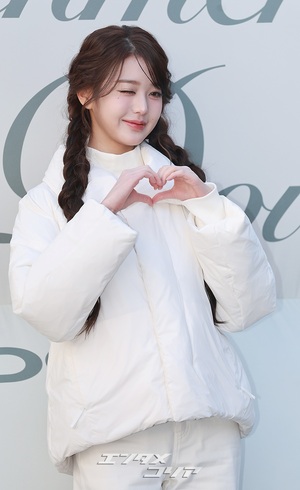 【フォト】IVEウォニョン「冬の少女」に変身