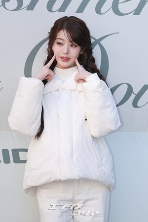 【フォト】IVEウォニョン「冬の少女」に変身