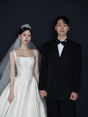 パク・ソヒョン・アナ、12月結婚 「紳士淑女、ウエディング写真を撮りました」