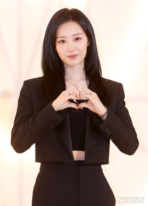 『涙の女王』から2年…キム・ジウォン、韓国版『ドクターX』で天才外科医役