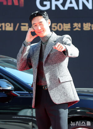 【フォト】イ・ジェフン＆ピョ・イェジン＆キム・ウィソン「『模範タクシー』また運行します」