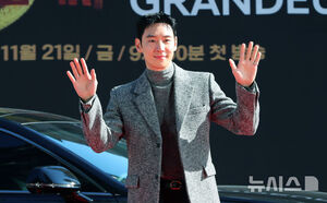 【フォト】イ・ジェフン＆ピョ・イェジン＆キム・ウィソン「『模範タクシー』また運行します」