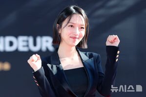 【フォト】イ・ジェフン＆ピョ・イェジン＆キム・ウィソン「『模範タクシー』また運行します」