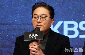 【フォト】イ・ヒョヌク＆チャン・ヒョク＆キム・ガンウ主演の大河ドラマ『文武』制作報告会