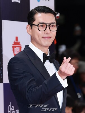 【フォト】ヒョンビン　ポマードヘア＋セクシー・タキシード姿＝青龍映画賞授賞式