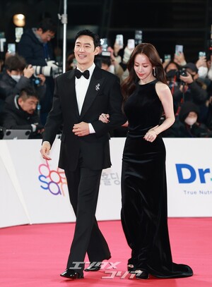 【フォト】イ・ジェフン＆ハン・ジミン「青龍映画賞を輝かせる2人のMC」