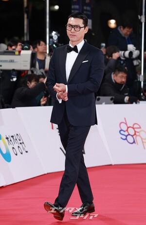 【フォト】ヒョンビン＆アン・ヒョソプ＆パク・ジニョン＆イ・チェミン＆アン・ボヒョン、まさに目の保養＝青龍映画賞