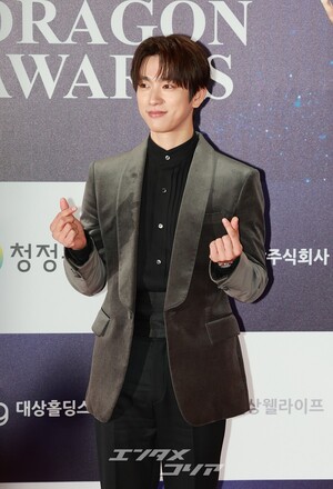 【フォト】ヒョンビン＆アン・ヒョソプ＆パク・ジニョン＆イ・チェミン＆アン・ボヒョン、まさに目の保養＝青龍映画賞