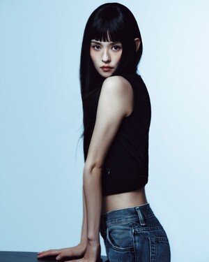 【フォト】キム・ユネ、新妻の控えめなカリスマ…みずみずしい雰囲気の女神