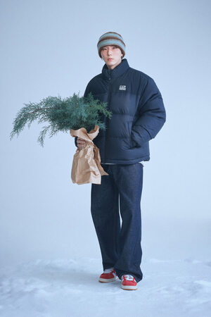 【フォト】MONSTA Xキヒョン、雪遊びするさわやかな少年