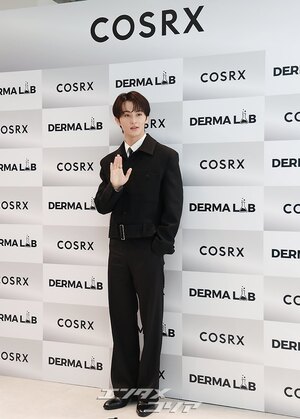 【フォト】NCTマーク、きょうも輝くイケメン…COSRXのイベントに出席