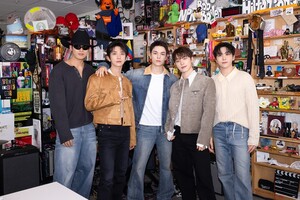 SEVENTEEN、米人気番組「Tiny Desk Concert」出演…K-POPグループで初めてNPR本社でライブ