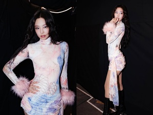 BLACKPINKジェニー、魅惑的なパステルカラーの衣装を着て女神のよう